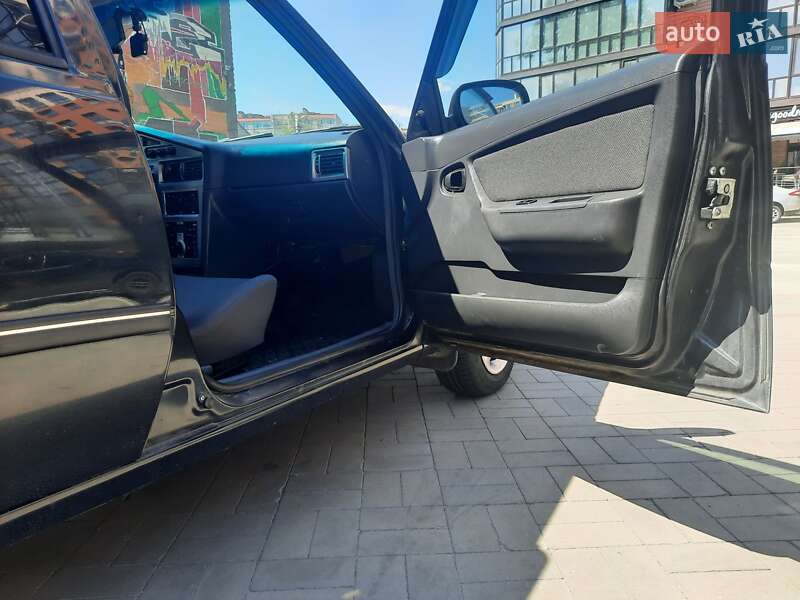 Седан Daewoo Nexia 2012 в Луцке