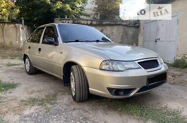 Седан Daewoo Nexia 2008 в Харькове