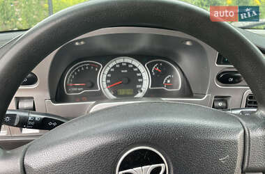 Седан Daewoo Nexia 2008 в 