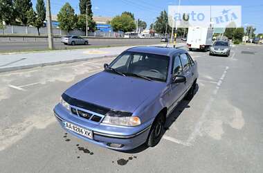 Седан Daewoo Nexia 2007 в Киеве