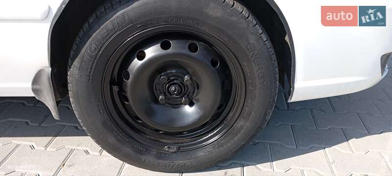 Седан Daewoo Nexia 2012 в Києві