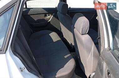 Седан Daewoo Nexia 2012 в 