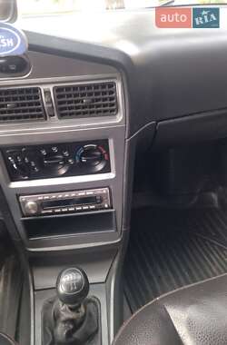 Седан Daewoo Nexia 2008 в 