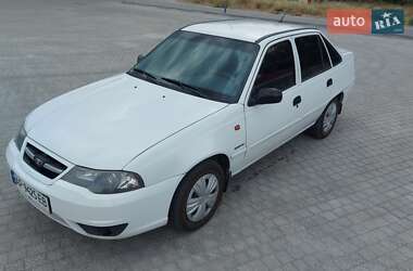 Седан Daewoo Nexia 2012 в Запоріжжі