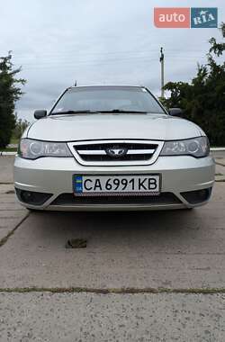 Седан Daewoo Nexia 2008 в 