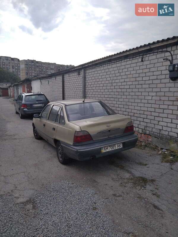 Седан Daewoo Nexia 2007 в Житомирі