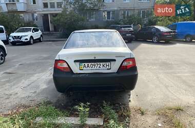 Седан Daewoo Nexia 2010 в 