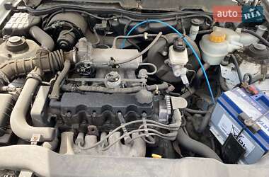 Седан Daewoo Nexia 2010 в 