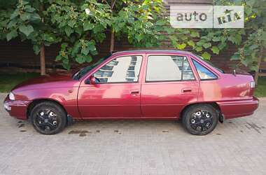 Седан Daewoo Nexia 1997 в Белогородке