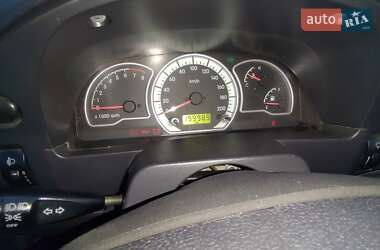 Седан Daewoo Nexia 2011 в 