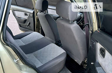 Седан Daewoo Nexia 2009 в 
