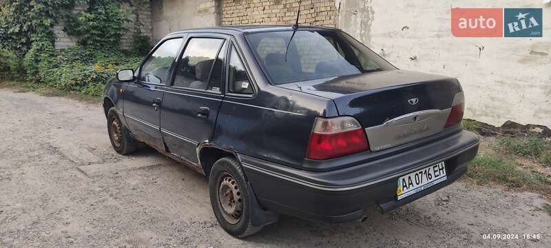 Седан Daewoo Nexia 2007 в Киеве