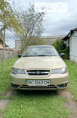 Седан Daewoo Nexia 2011 в Бориславе