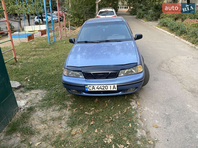 Седан Daewoo Nexia 2007 в Смеле