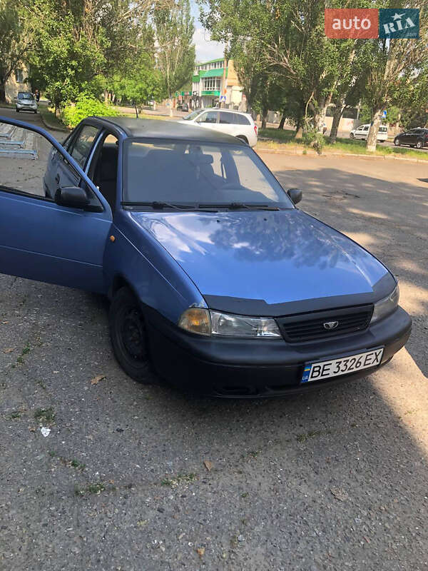 Седан Daewoo Nexia 2008 в Миколаєві