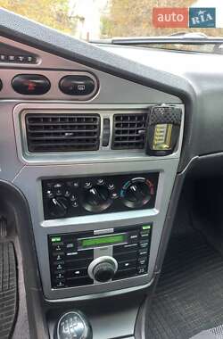 Седан Daewoo Nexia 2008 в 