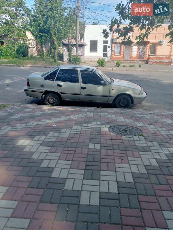 Седан Daewoo Nexia 2008 в Николаеве