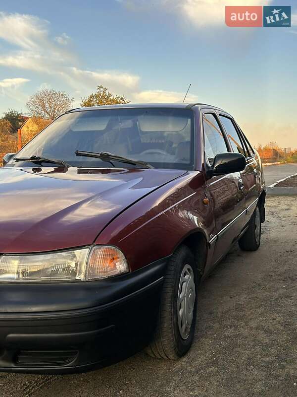 Седан Daewoo Nexia 2007 в Ровно