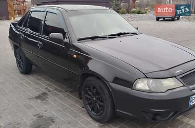 Седан Daewoo Nexia 2011 в 
