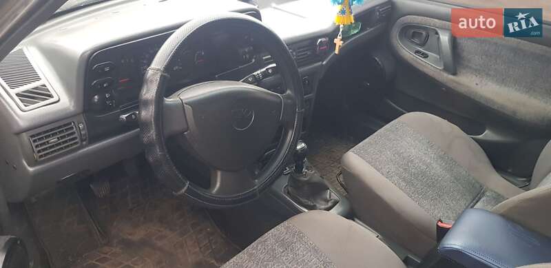 Седан Daewoo Nexia 2008 в Харкові