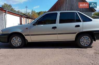 Седан Daewoo Nexia 2007 в Чернігові