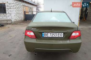 Седан Daewoo Nexia 2011 в 