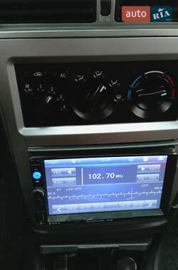 Седан Daewoo Nexia 2012 в 