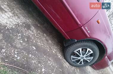Седан Daewoo Nexia 2012 в 