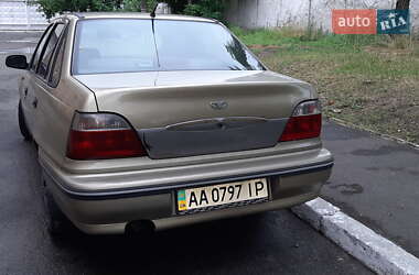 Седан Daewoo Nexia 2007 в 