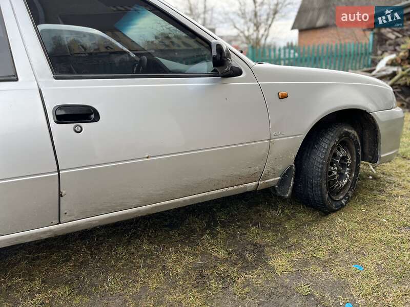 Седан Daewoo Nexia 2011 в Львове