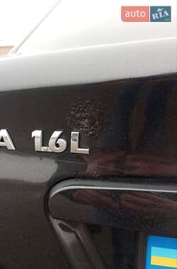 Седан Daewoo Nexia 2011 в 