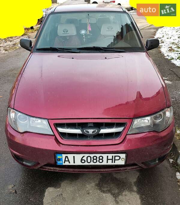 Седан Daewoo Nexia 2008 в Богуславе