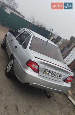 Седан Daewoo Nexia 2012 в 