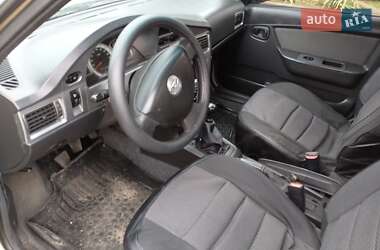 Седан Daewoo Nexia 2008 в 
