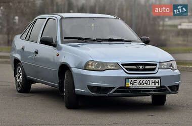 Седан Daewoo Nexia 2011 в 