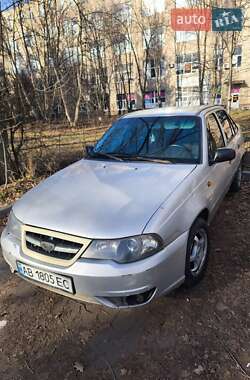 Седан Daewoo Nexia 2011 в 