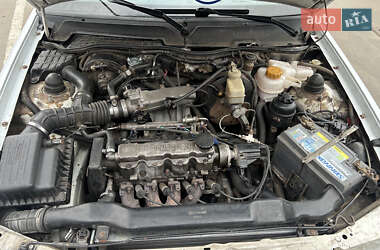 Седан Daewoo Nexia 1995 в 