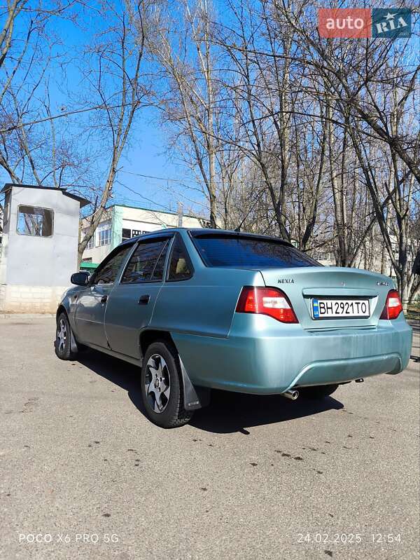 Седан Daewoo Nexia 2009 в 