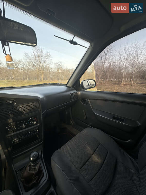 Седан Daewoo Nexia 2010 в Кропивницком