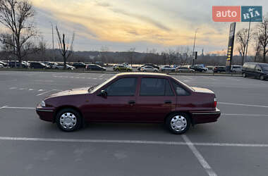 Седан Daewoo Nexia 2008 в 