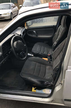 Седан Daewoo Nexia 2006 в 