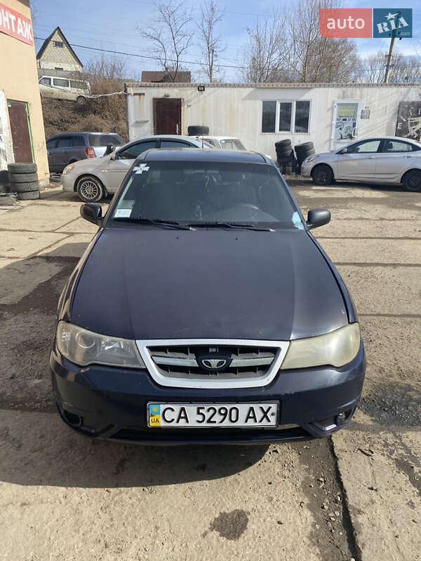 Седан Daewoo Nexia 2008 в Пісочині