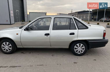 Седан Daewoo Nexia 2006 в 