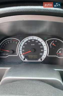 Седан Daewoo Nexia 2011 в 
