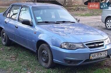Седан Daewoo Nexia 2008 в 