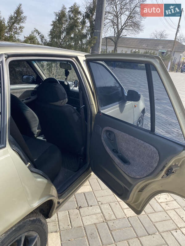 Седан Daewoo Nexia 2006 в Доброславе