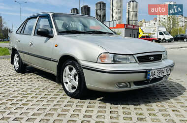Седан Daewoo Nexia 2007 в Киеве