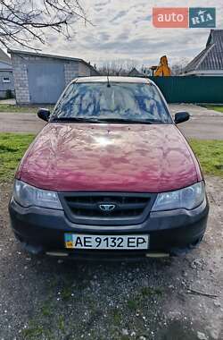 Седан Daewoo Nexia 2011 в 