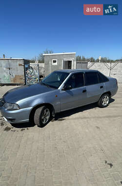 Седан Daewoo Nexia 2011 в 