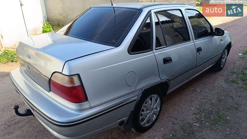 Седан Daewoo Nexia 2006 в Овруче